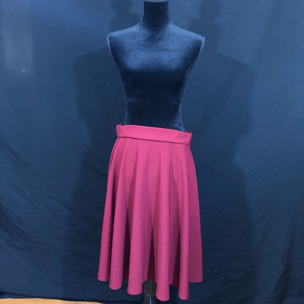 Maroon knee length skirt